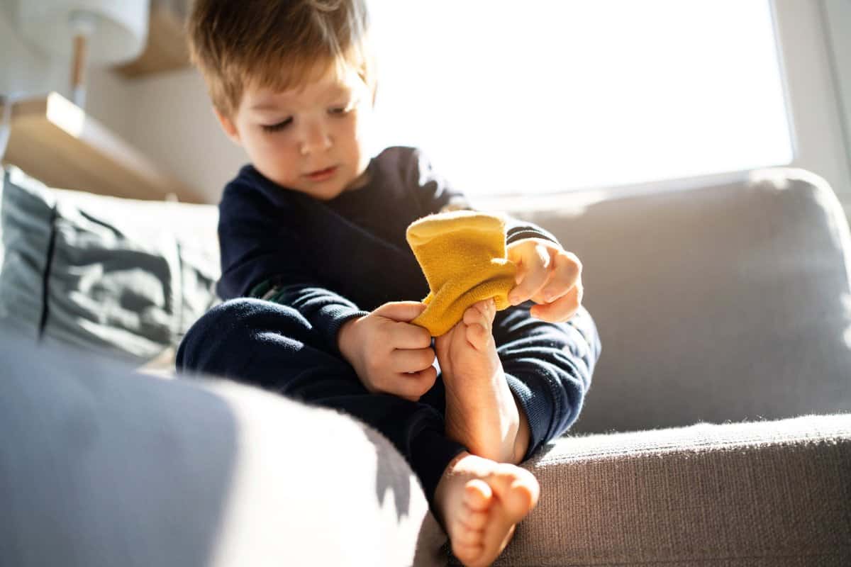 Featured Image for When Not to Help Your Child: Fostering Independence and Confidence