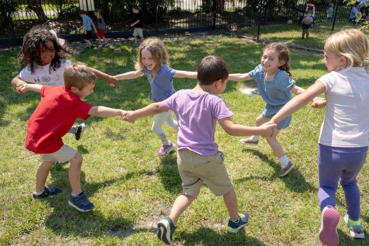 Featured Image for The Benefits of Summer Camp